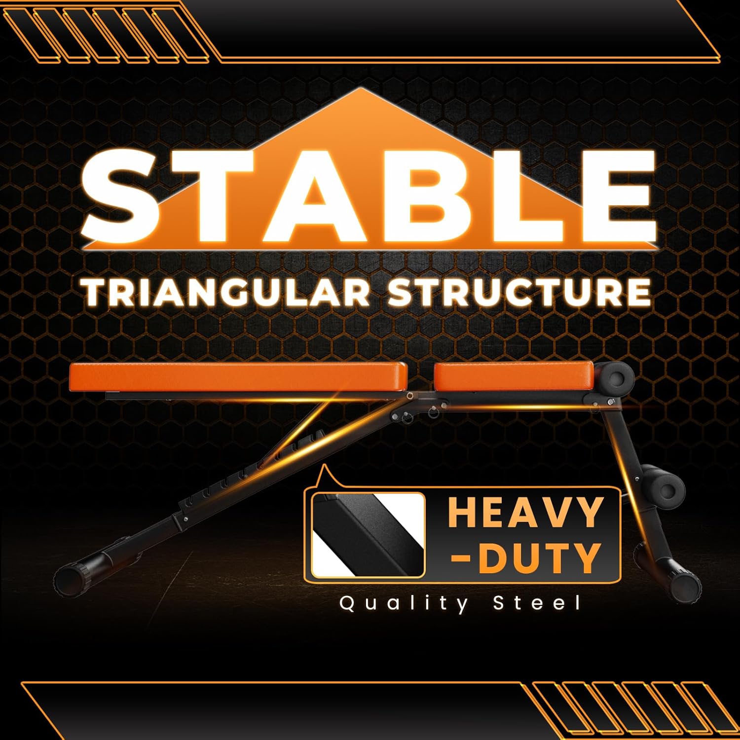 Stevige trainingsbank met de tekst 'Stable Triangular Structure' en 'Heavy-Duty Quality Steel' op een donkere achtergrond.